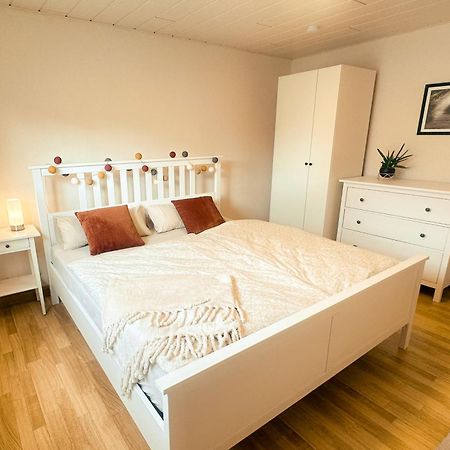 Gemuetliche Ferienwohnung In Der Eifel - Naehe Mosel Bausendorf Eksteriør bilde
